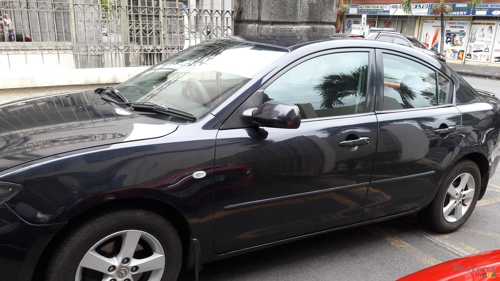 2005' Mazda 3 photo #2