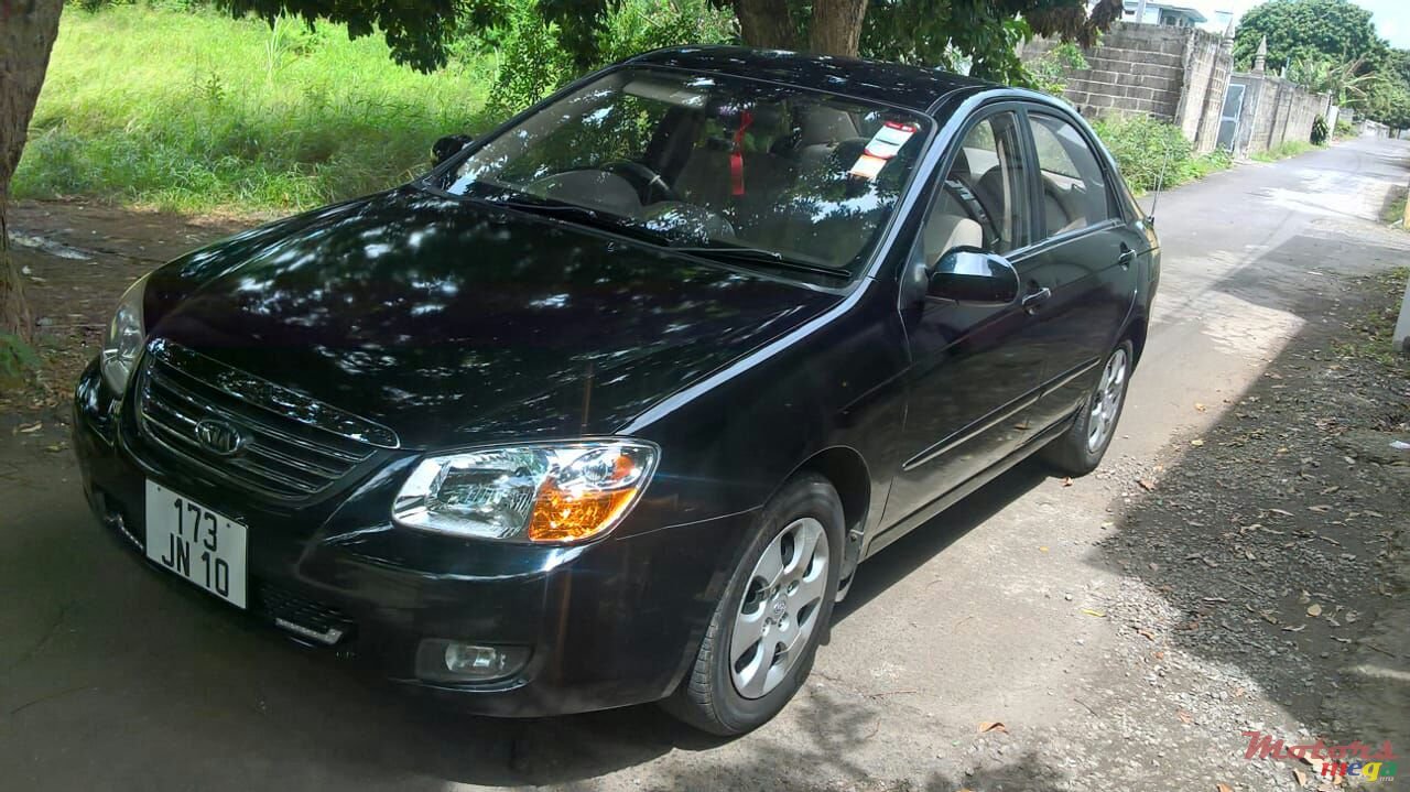 2010' Kia Cerato Lx photo #3