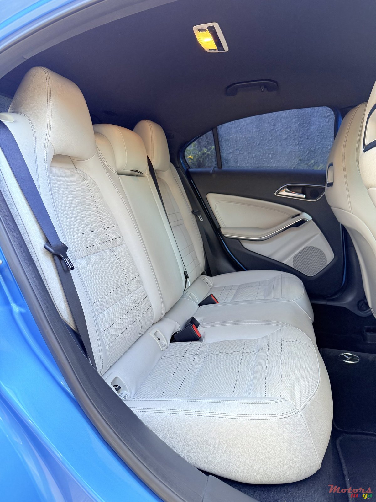 2013' Mercedes-Benz A 180 photo #7