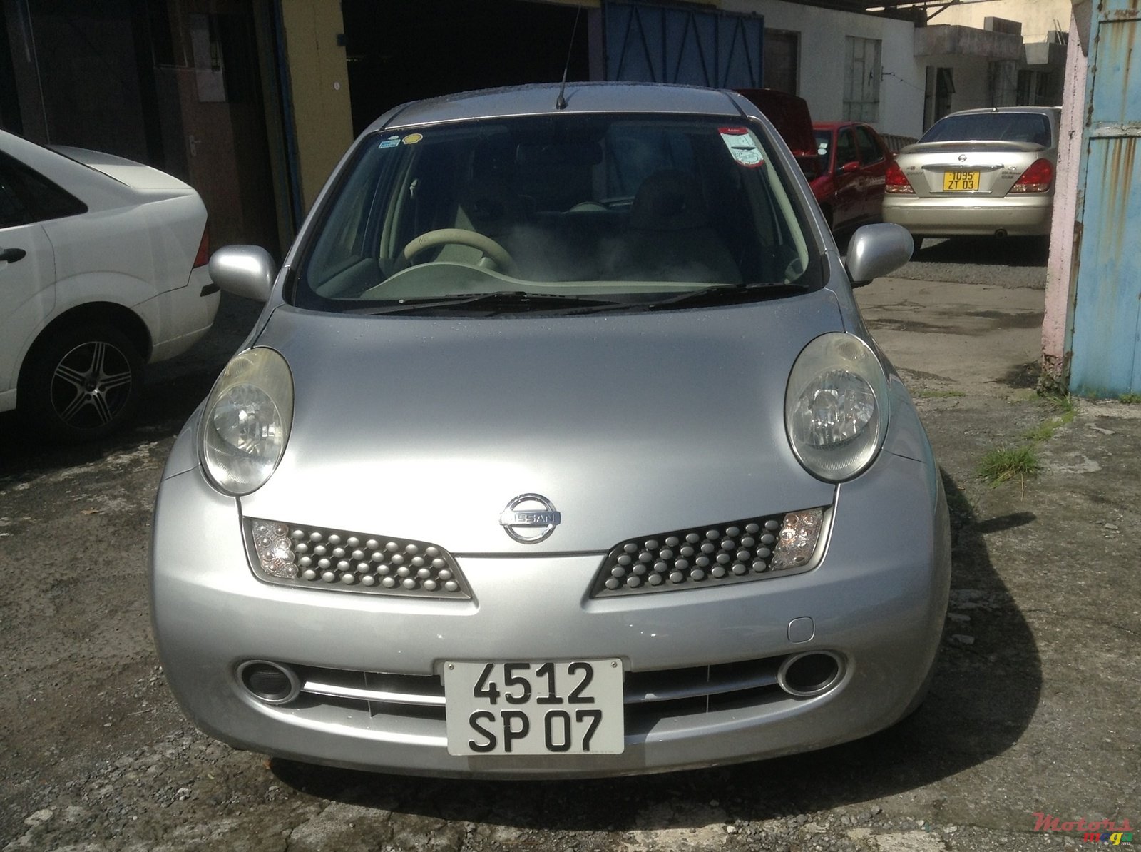 2007' Nissan March photo #1