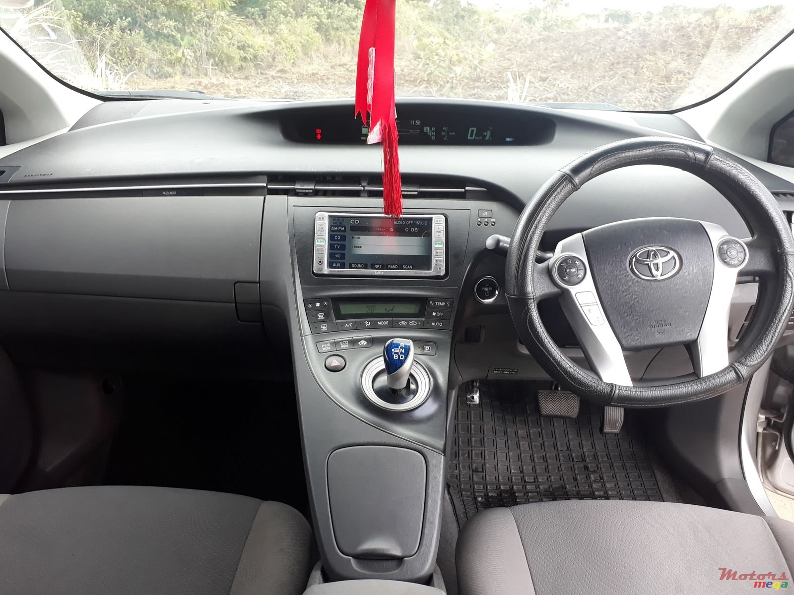 2009' Toyota Prius photo #3