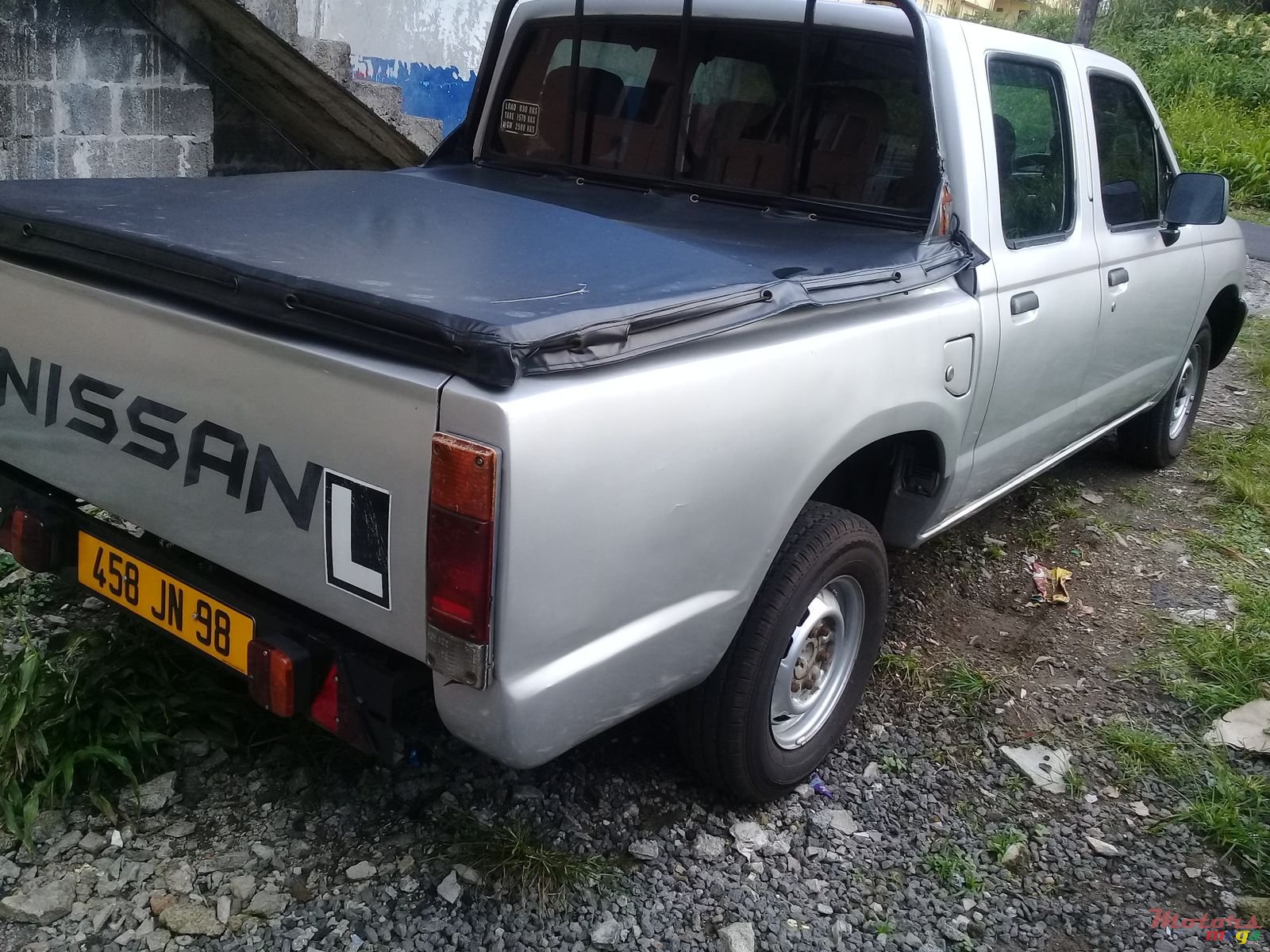 1998' Nissan Navara photo #5