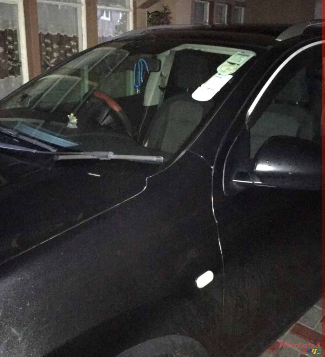 2010' Nissan Qashqai+2 photo #2