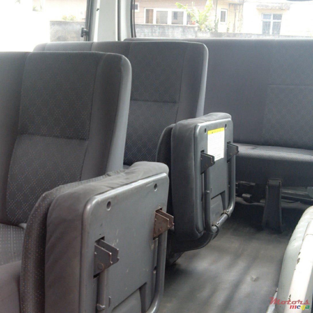 2007' Nissan photo #3