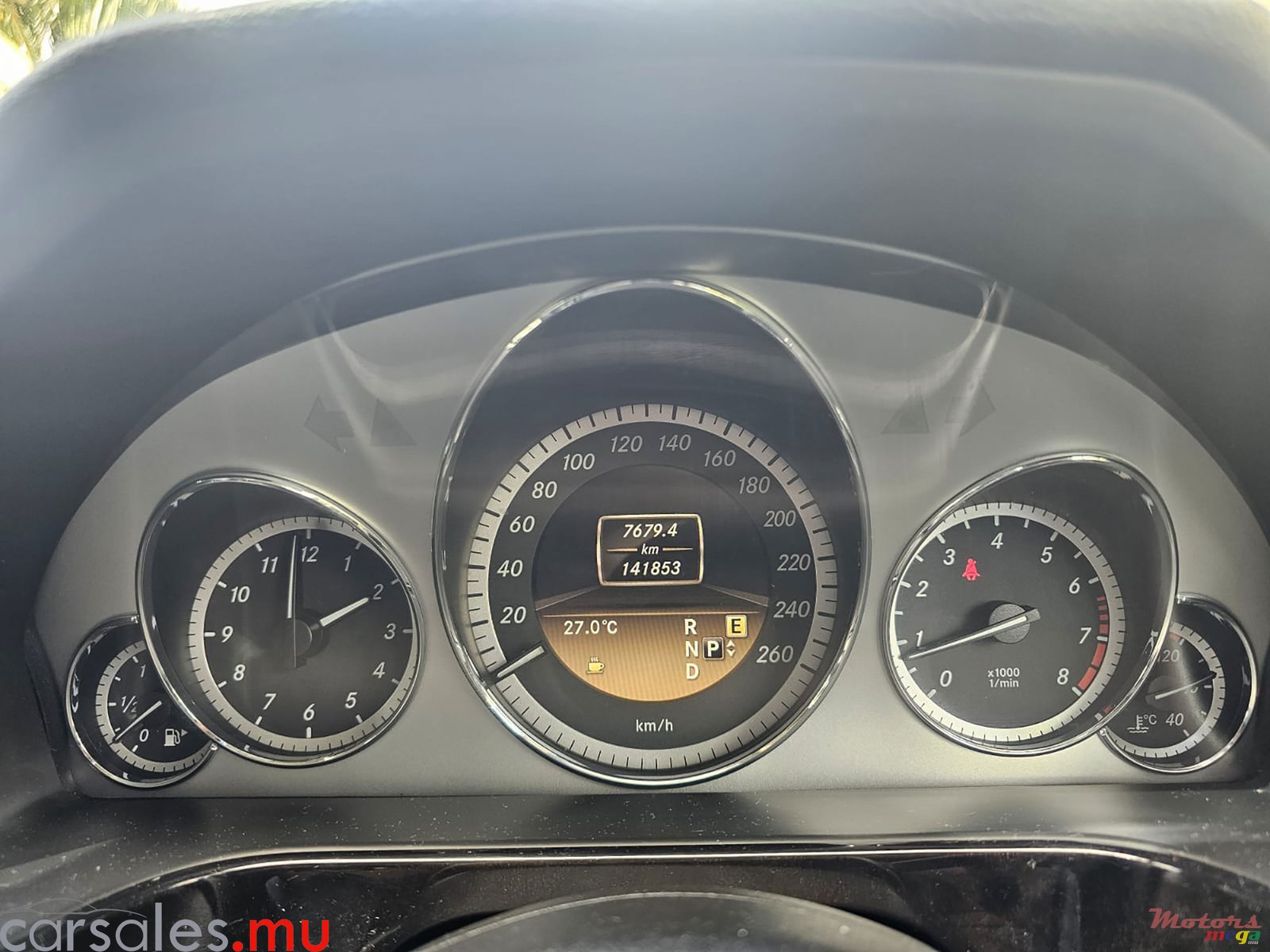 2012' Mercedes-Benz E 250 CGI Avantgarde 1.8 photo #7