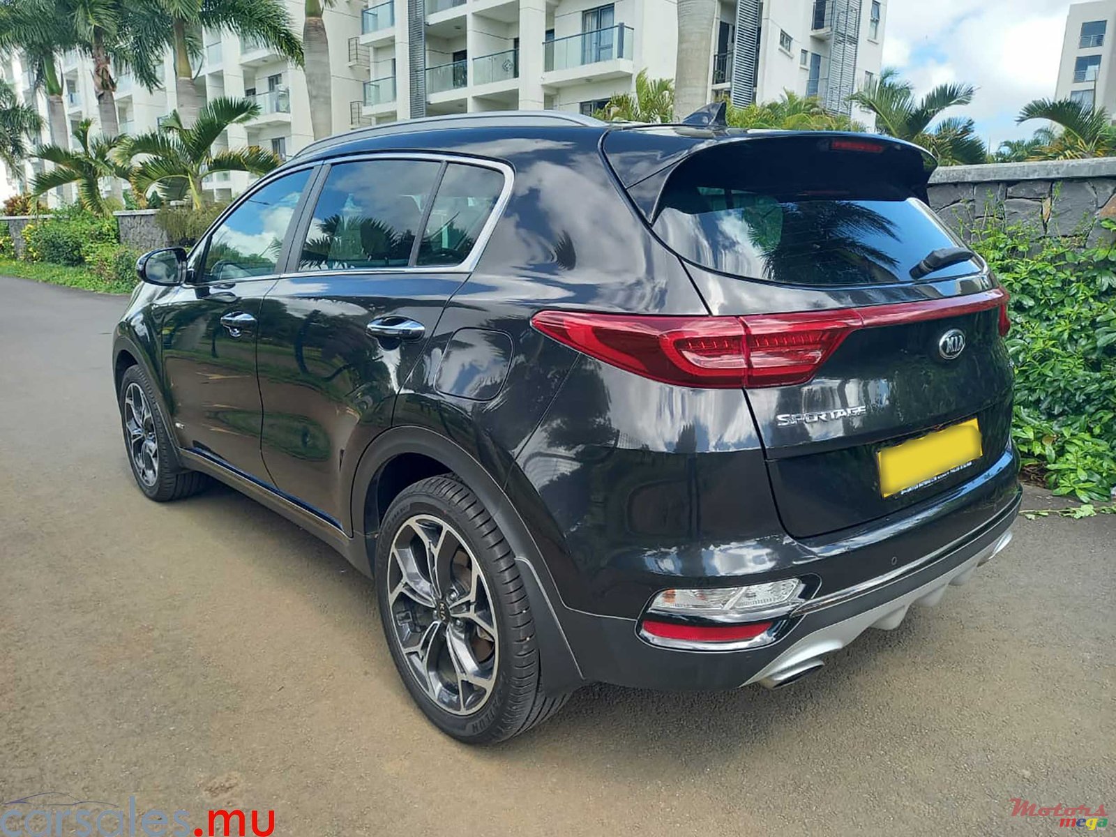 2021' Kia Sportage GT Line 1.6T SX Pack AWD photo #3