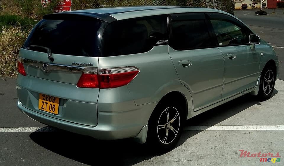 2006' Honda Shuttle photo #2