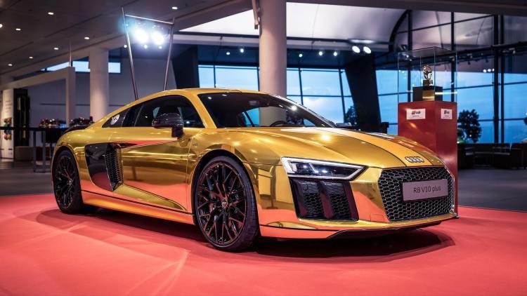 This Gold Wrapped R8 is How Audi Celebrates an Award