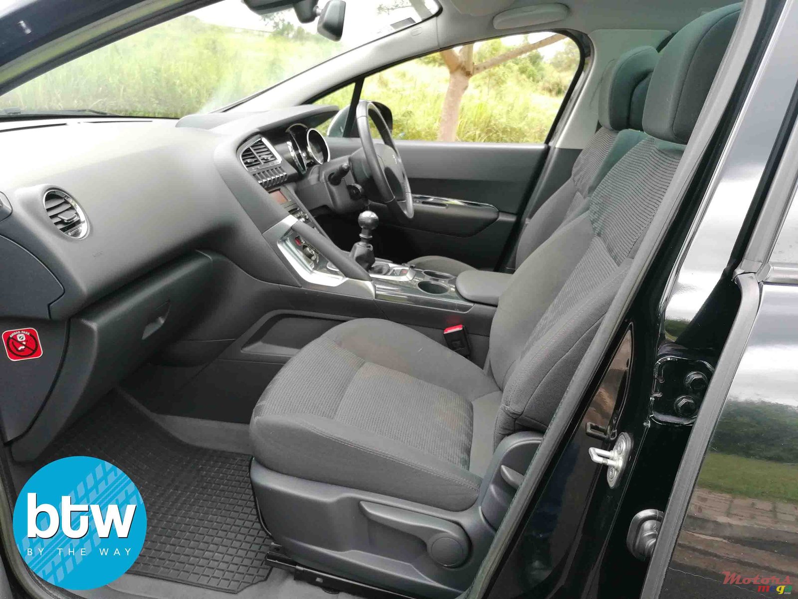 2013' Peugeot 3008 photo #4