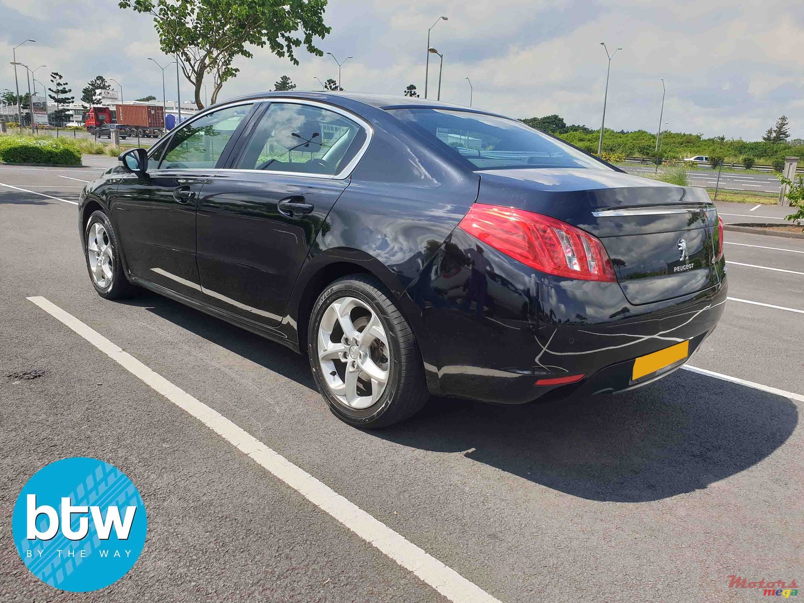 2015' Peugeot 508 photo #2