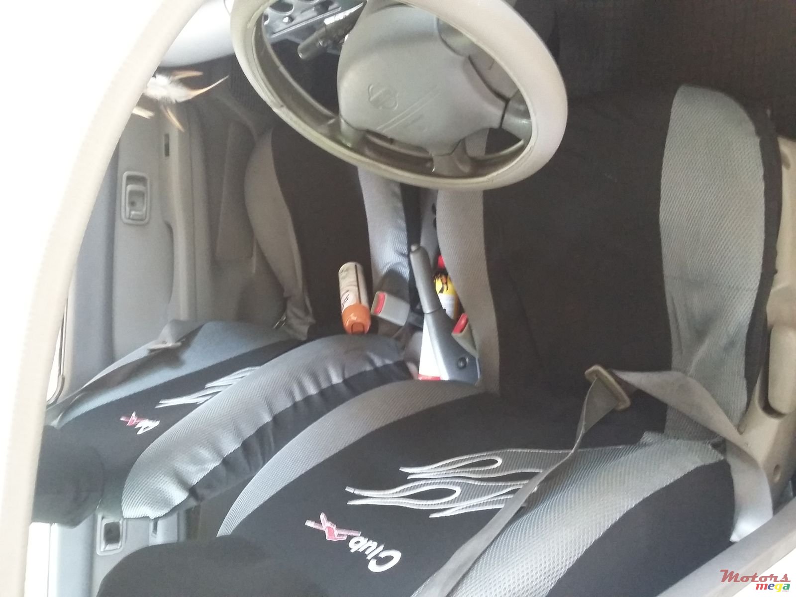 2000' Nissan March photo #1