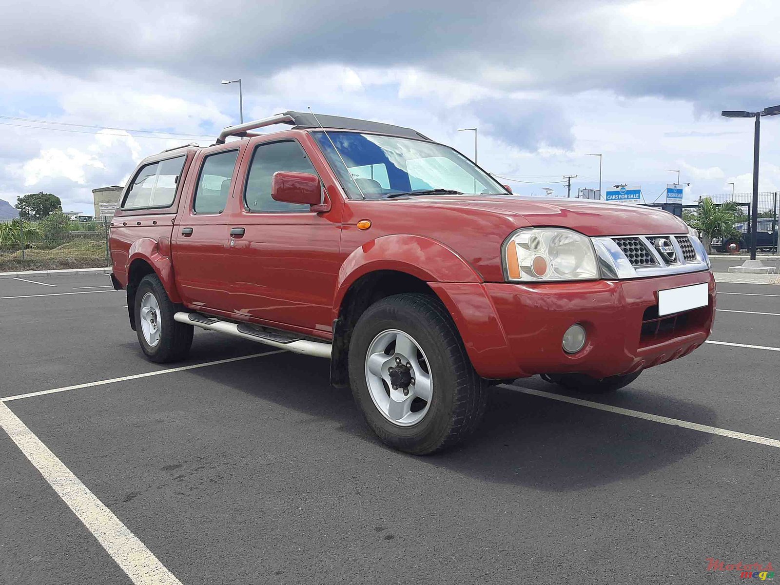 2003' Nissan Hardbody photo #1