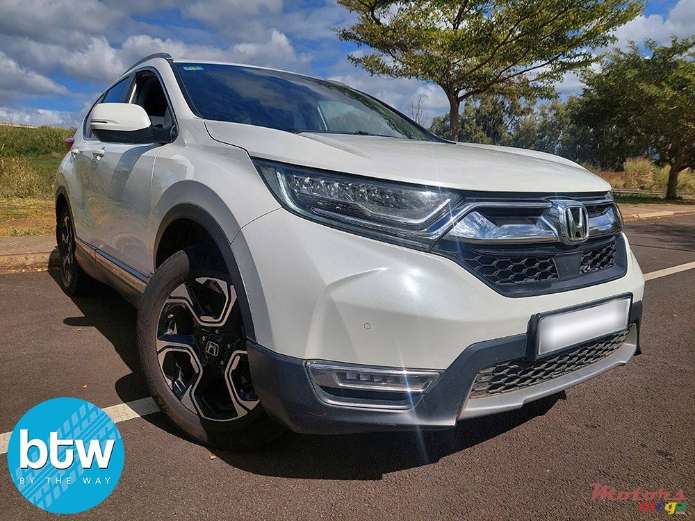 2018' Honda CR-V TURBO EXCLUSIVE photo #1