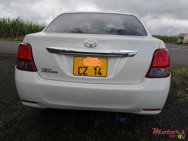 2014' Toyota AXIO MANUEL photo #2