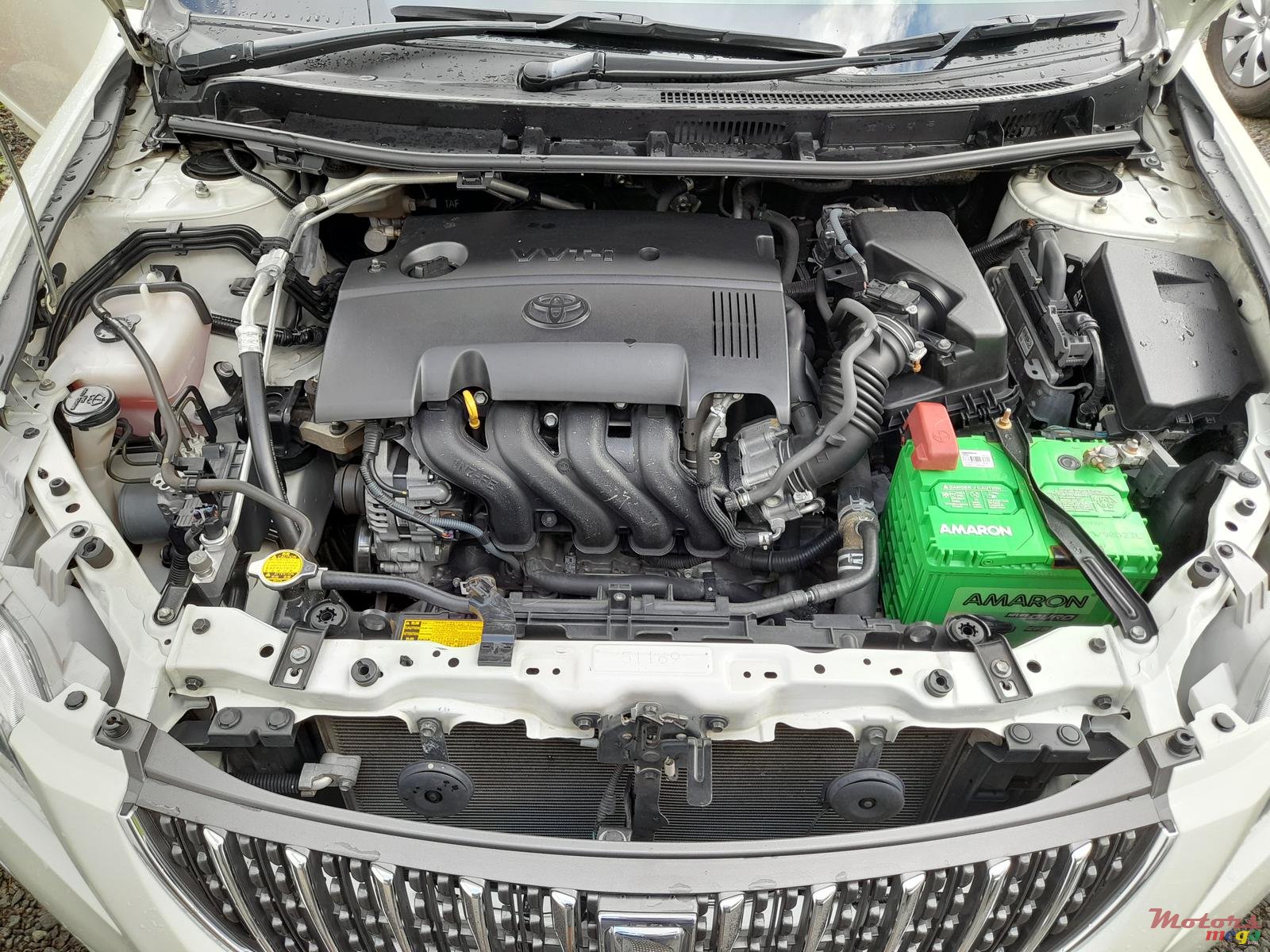 2016' Toyota Premio photo #2