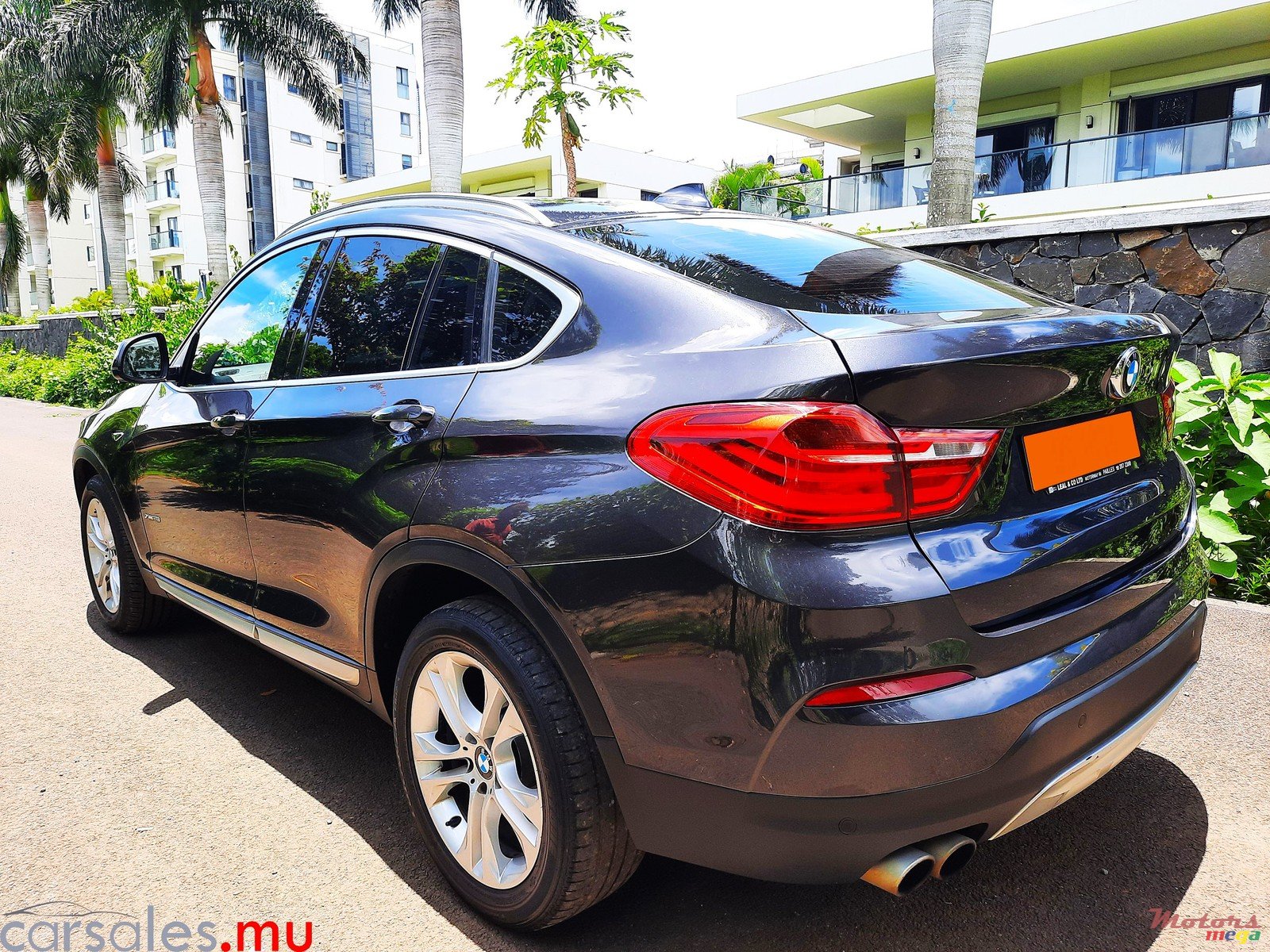 2015' BMW X4 XDrive 28i photo #2