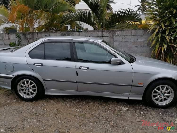 1998' BMW 3 Series Original photo #2