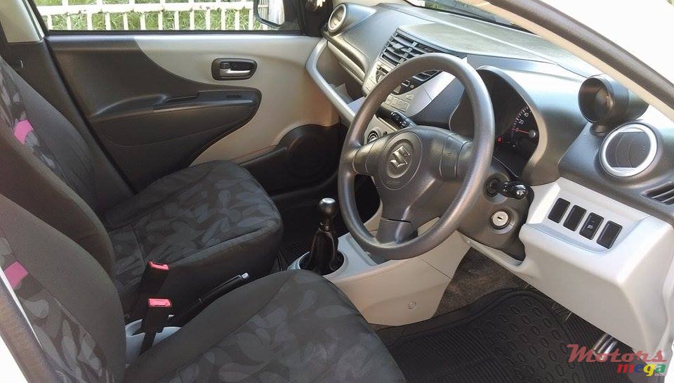 2010' Suzuki Celerio photo #4