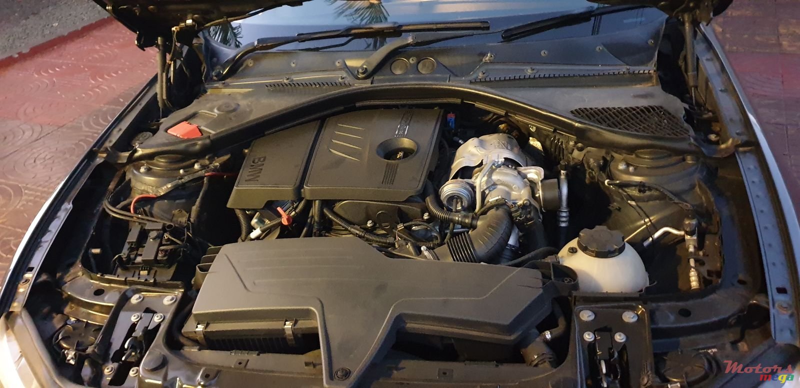 2011' BMW 118 photo #3