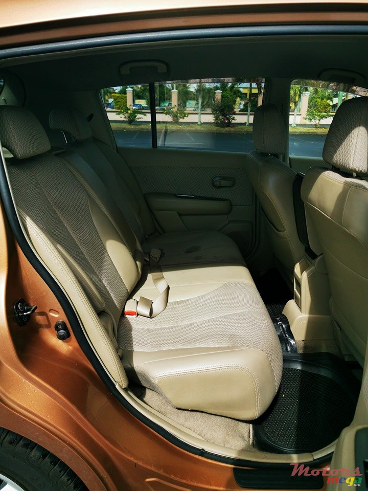 2008' Nissan Tiida photo #5