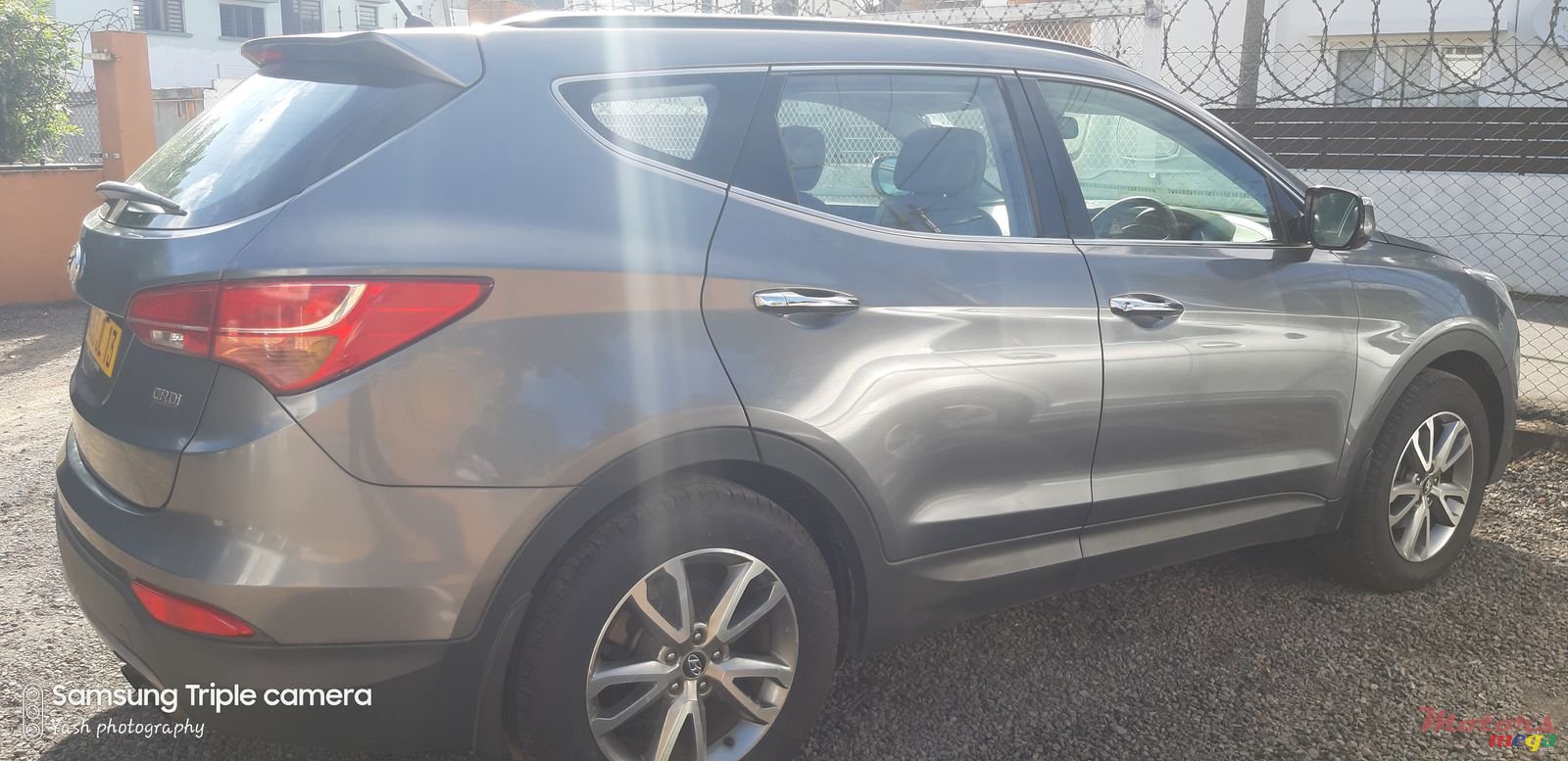 2013' Hyundai Santa Fe photo #1