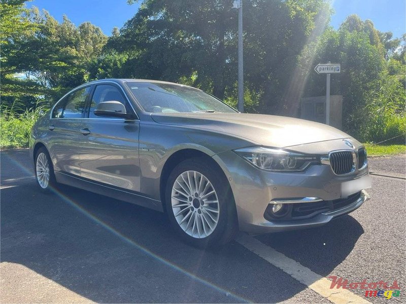 2016' BMW 316 photo #2