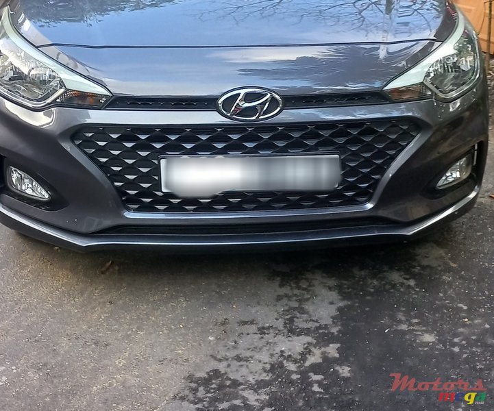 2019' Hyundai i20 photo #1