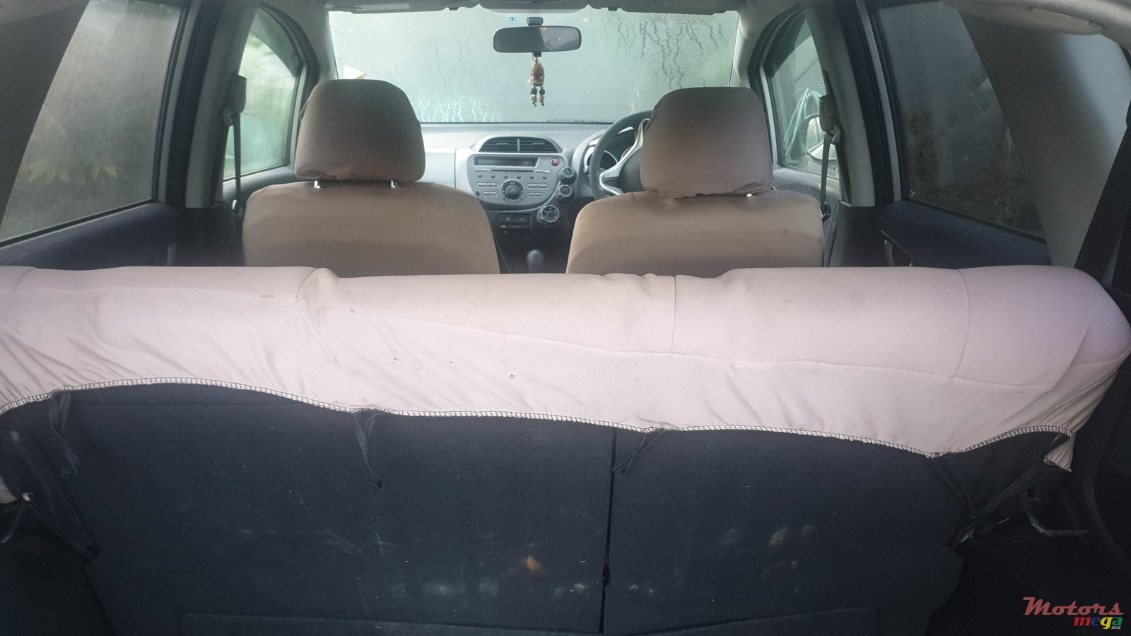 2010' Honda Fit photo #6