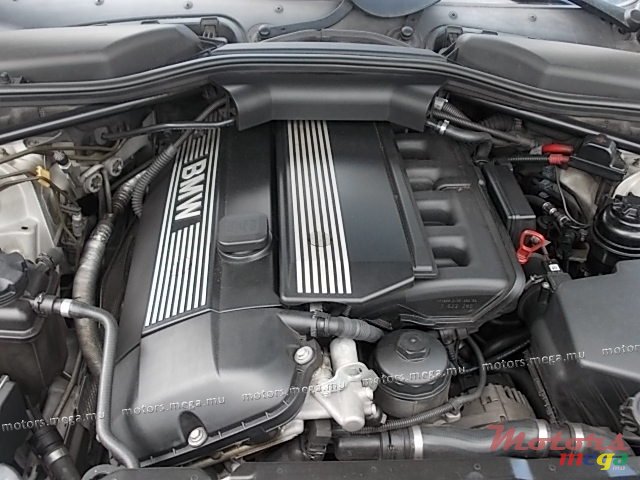 2004' BMW 5 Series 520 I photo #6