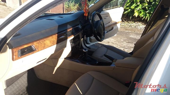 2007' BMW 316 photo #3