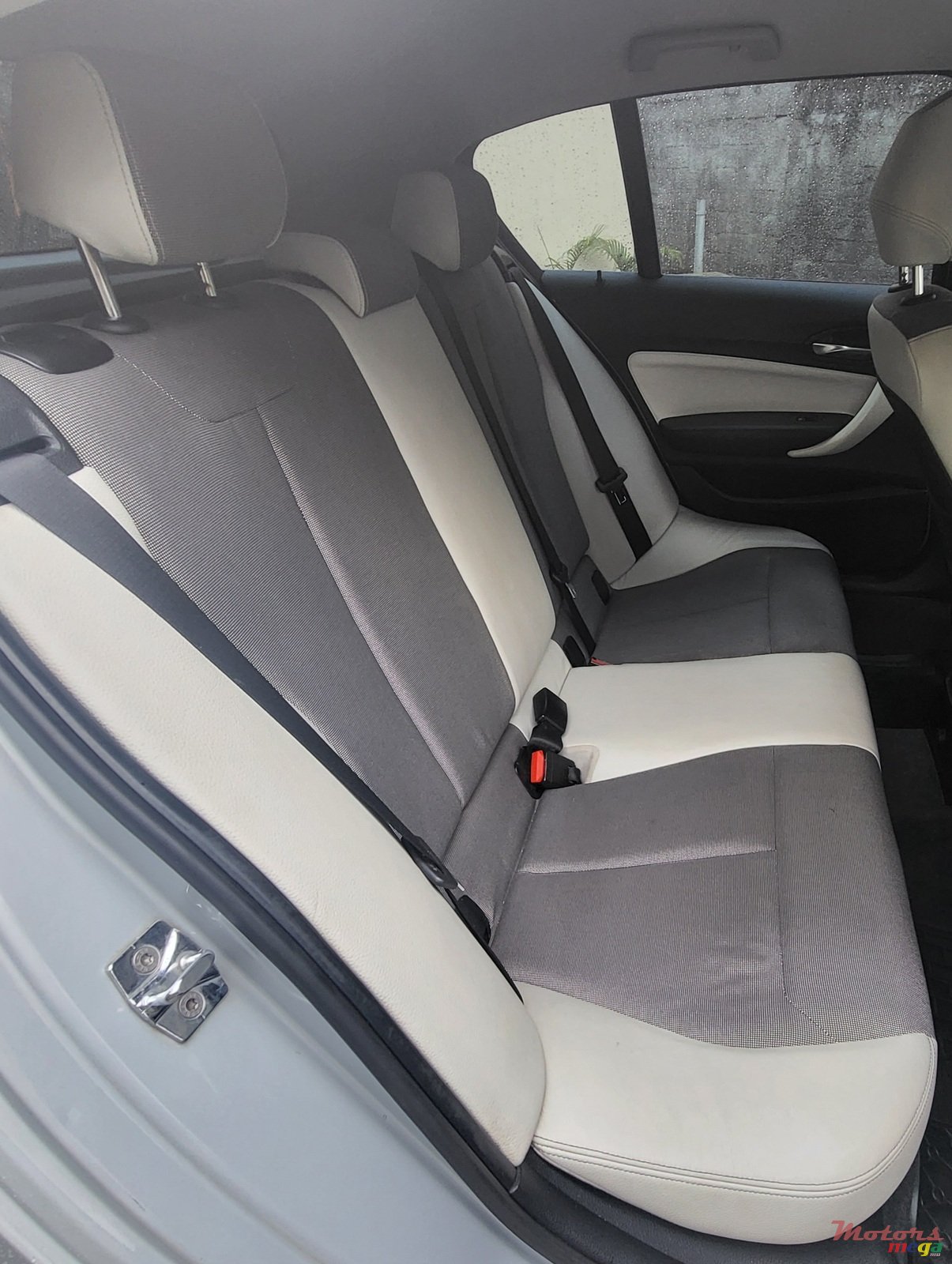 2012' BMW 120 photo #5