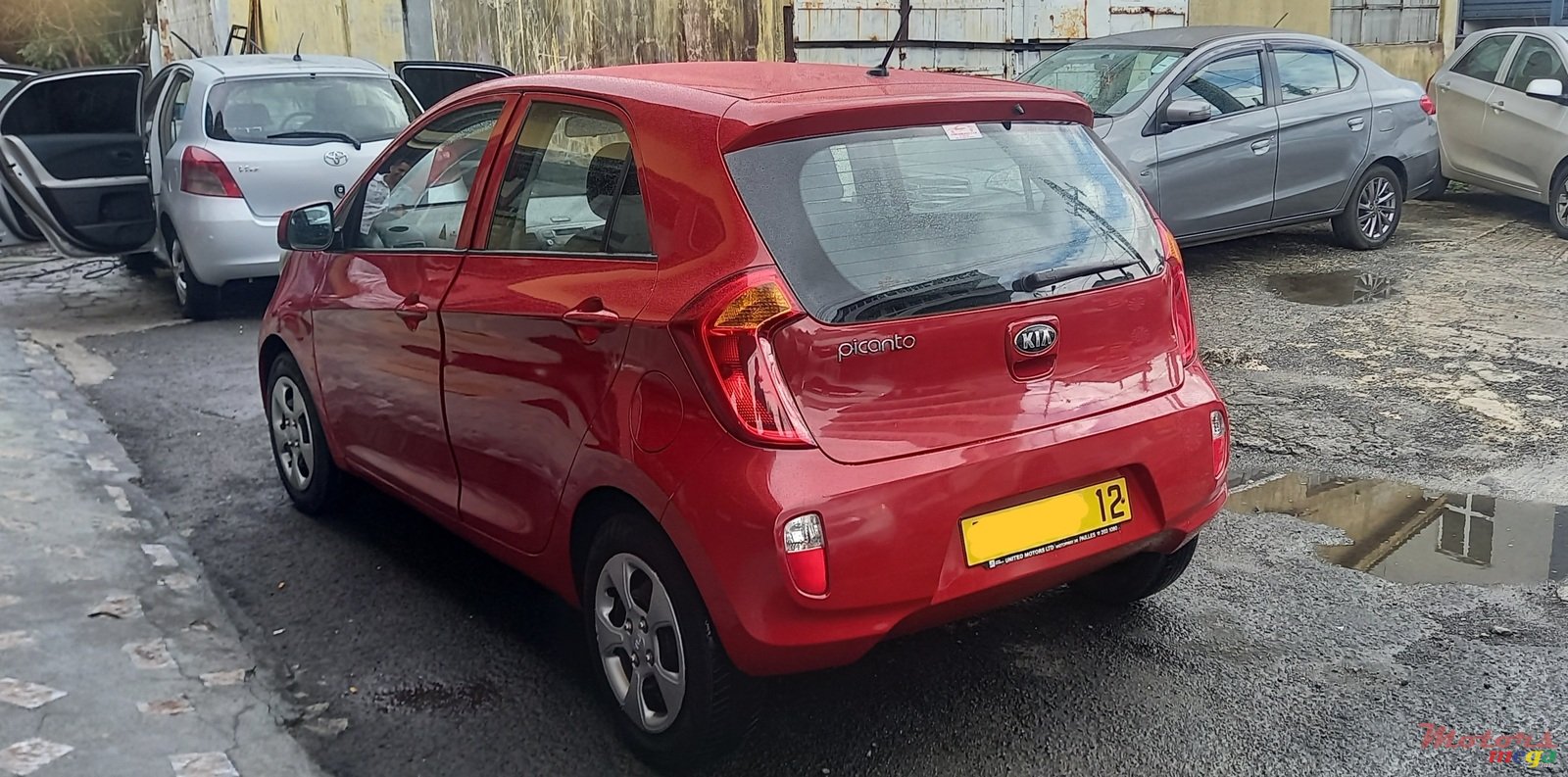 2012' Kia Picanto photo #3