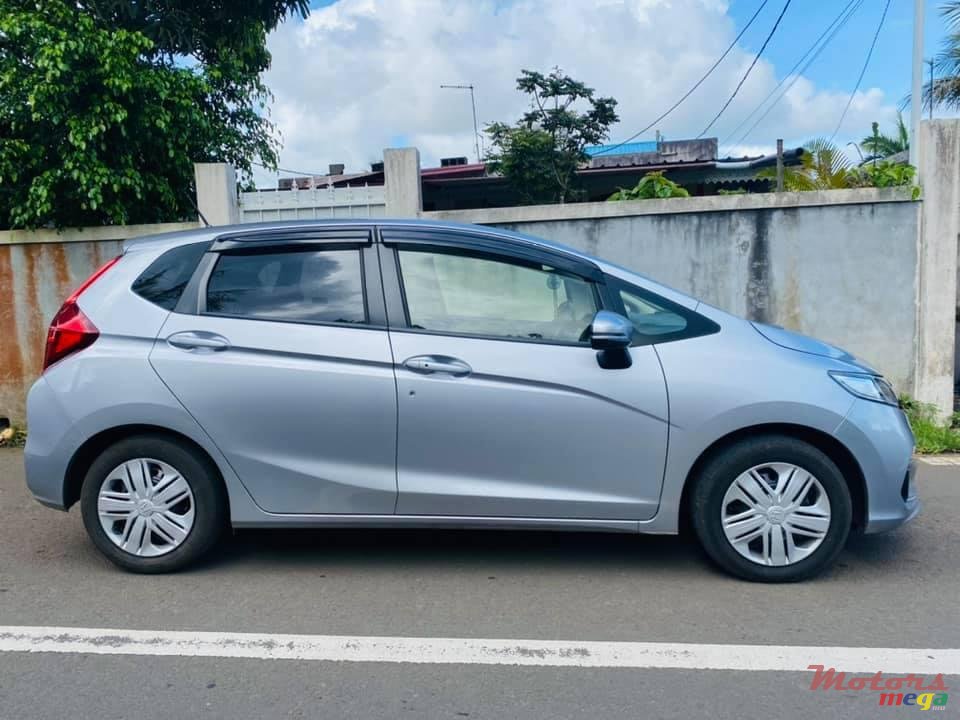 2017' Honda Fit photo #4