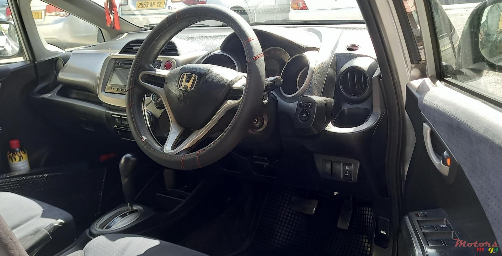 2010' Honda Fit photo #5