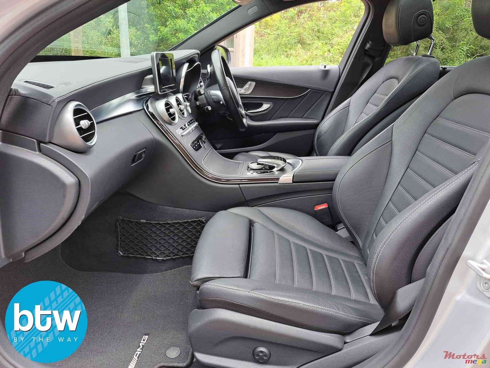 2016' Mercedes-Benz C-Class photo #5