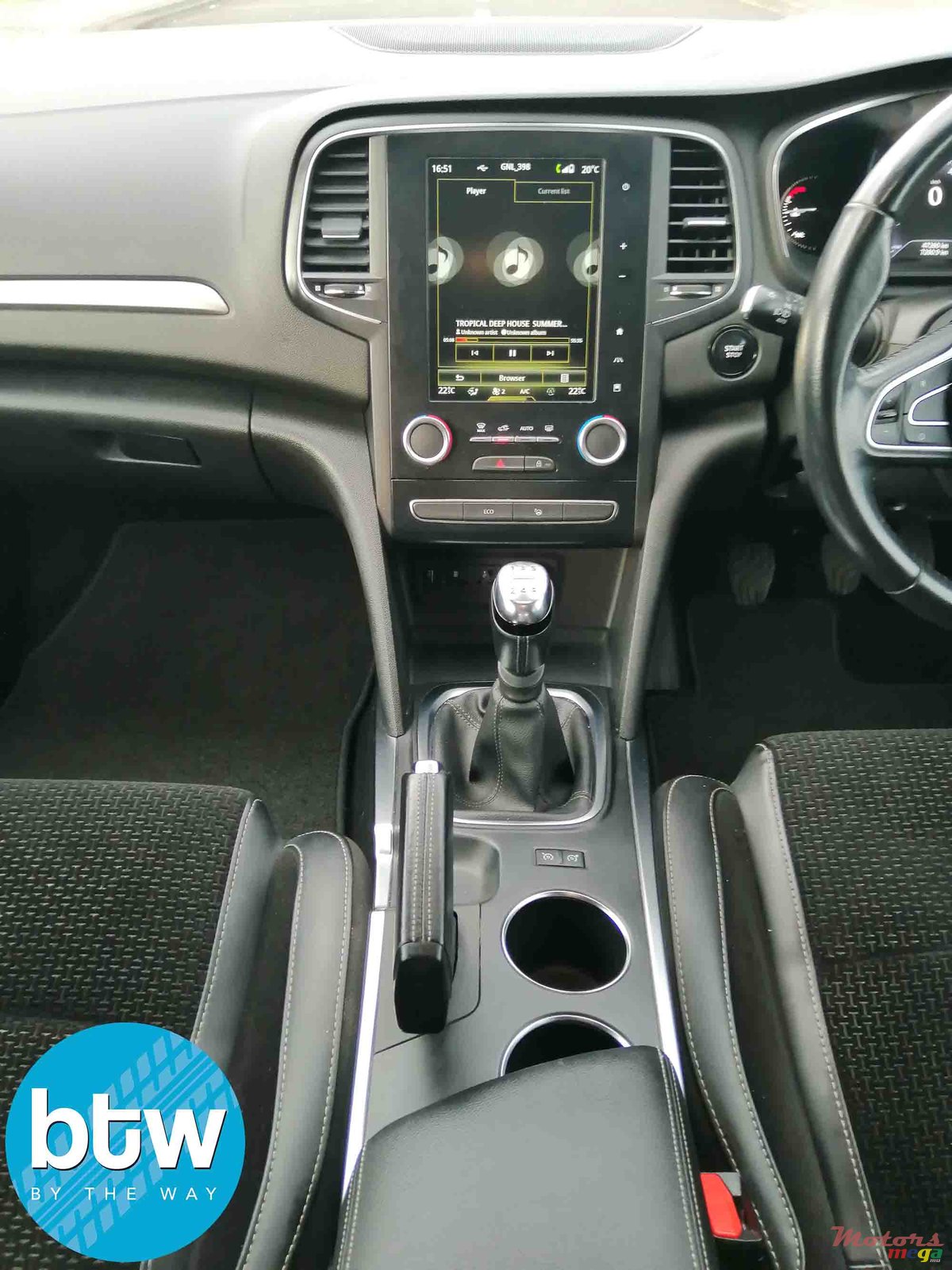 2017' Renault Megane Intens photo #4