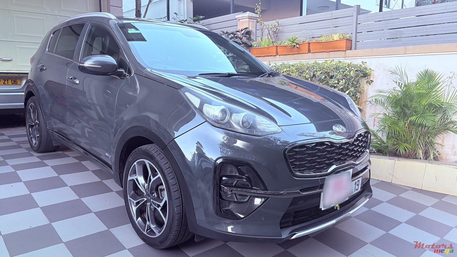 2019' Kia Grand Sportage photo #3