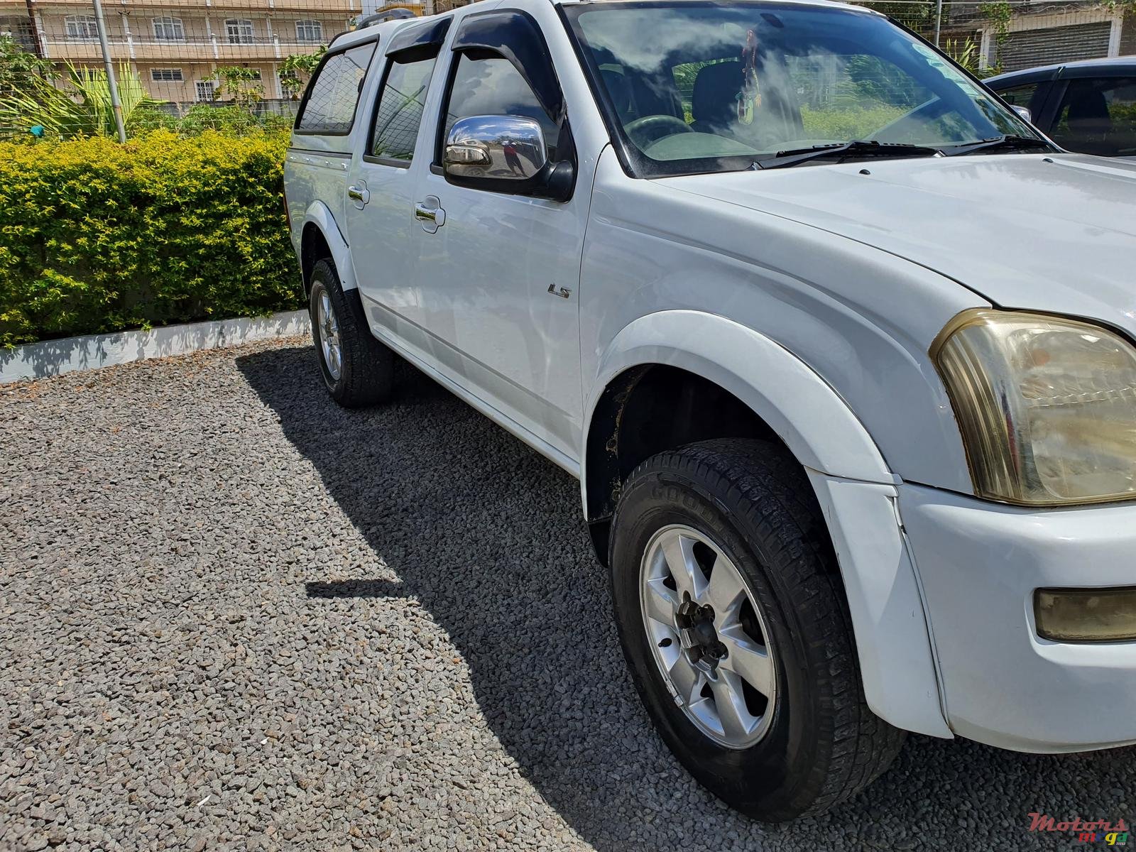 2008' Isuzu D-Max photo #3