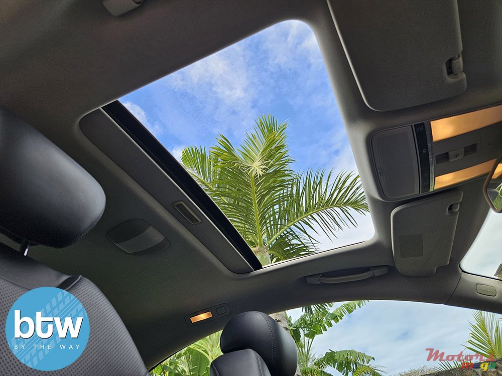 2010' Mercedes-Benz CL 500 photo #7