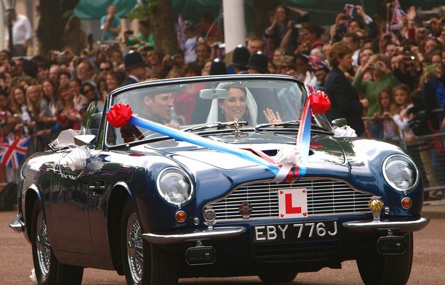 Prince William borrows father's vintage Aston Martin for Royal Wedding cruise