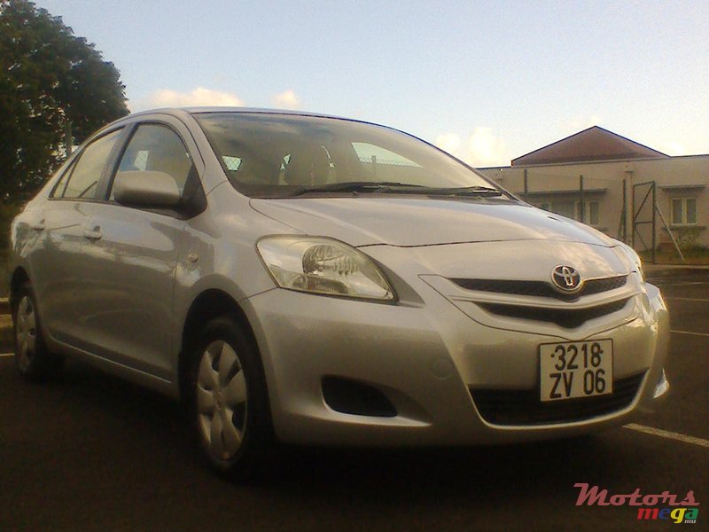 2006' Toyota BELTA photo #2