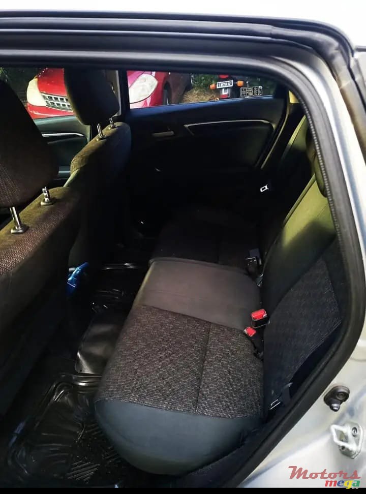 2016' Honda Fit photo #6