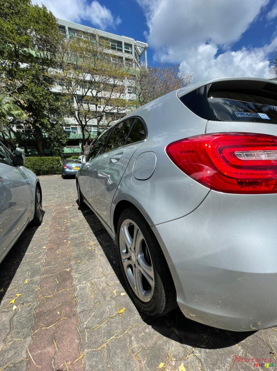 2015' Mercedes-Benz A 180 photo #3