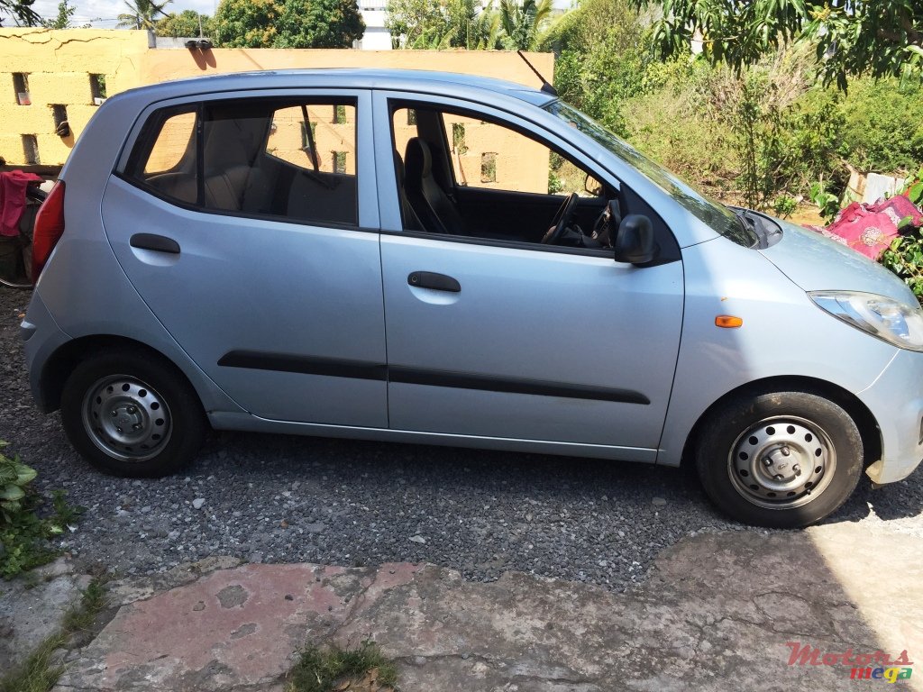 2011' Hyundai i10 photo #2