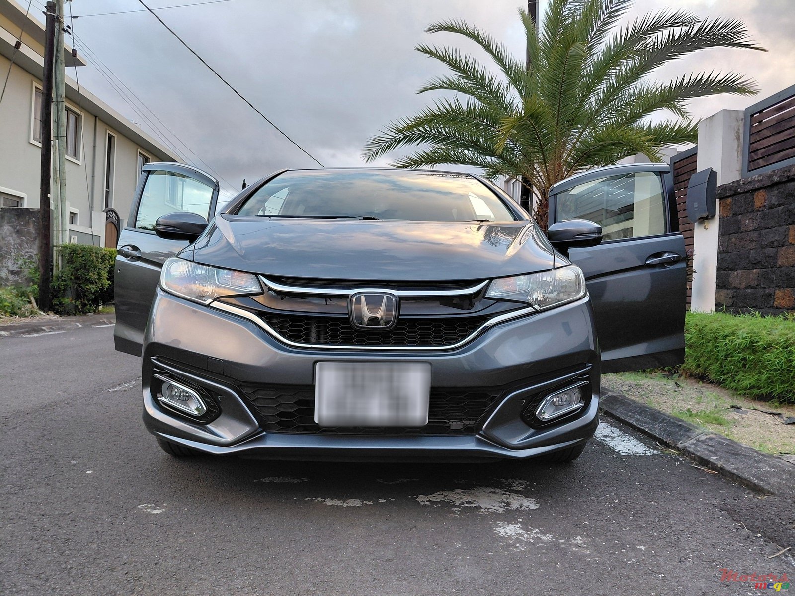 2018' Honda Fit photo #1