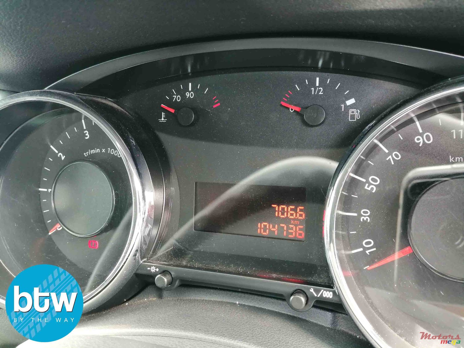 2013' Peugeot 3008 photo #6