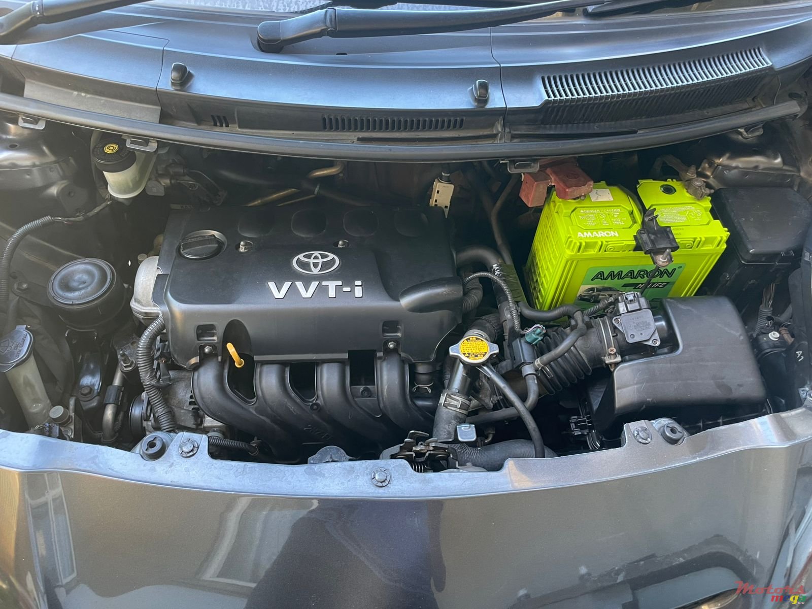 2010' Toyota Yaris photo #4