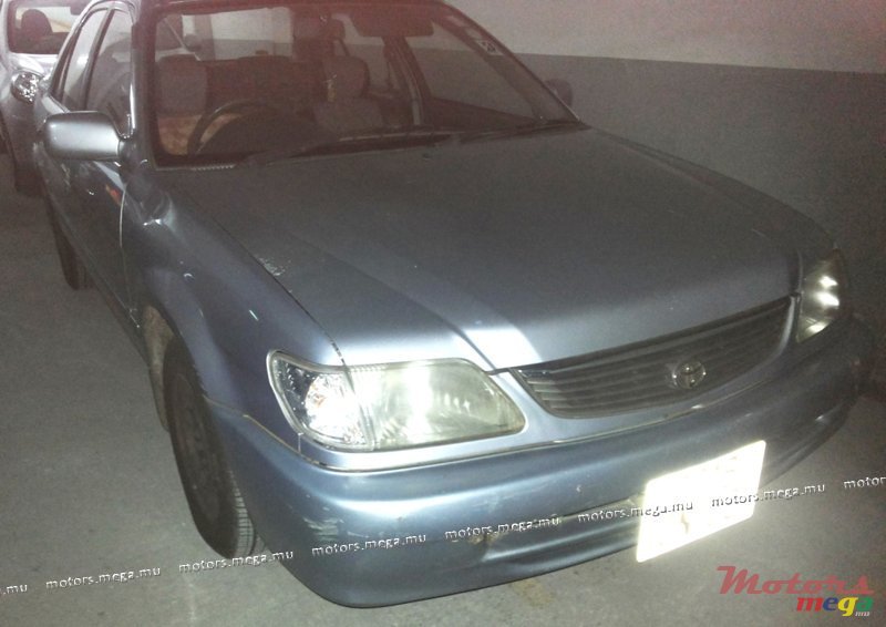 2000' Toyota Soluna photo #1