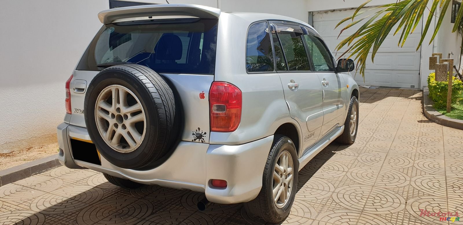 2001' Toyota RAV4 photo #3