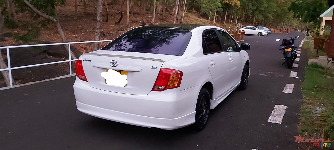 2007' Toyota Axio photo #3